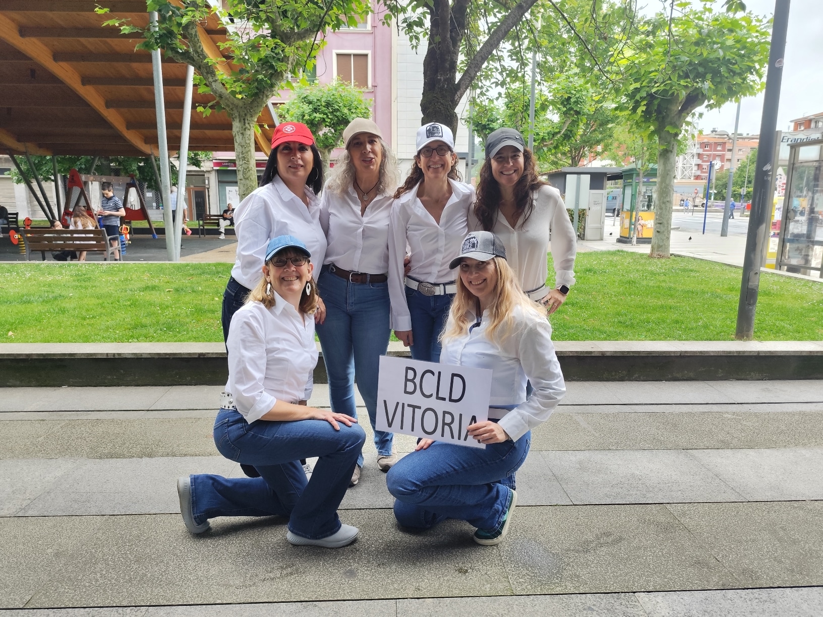 Foto de bailarinas BCLD en un evento